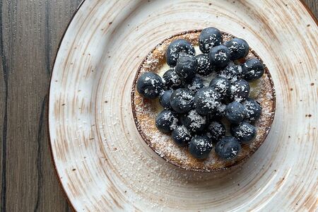 Тарталетка со свежей голубикой