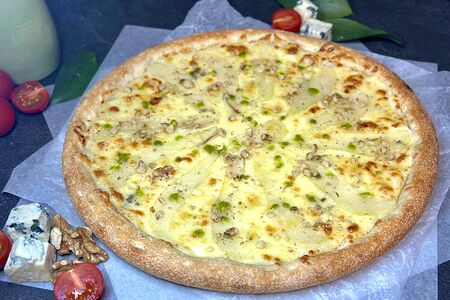 Пицца с Грушей и Горгонзолой