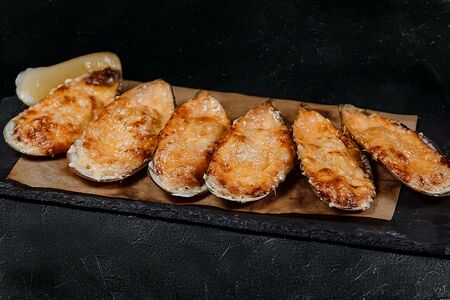 Запеченные мидии