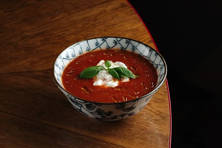 Гаспачо со страчателлой