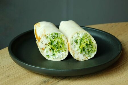 Греческий с курицей