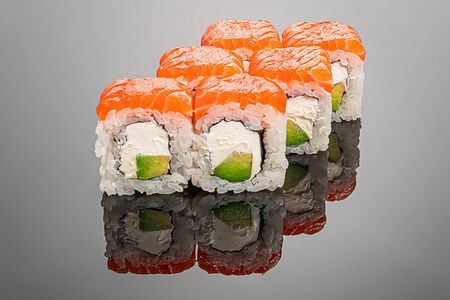 Ролл Филадельфия с авокадо