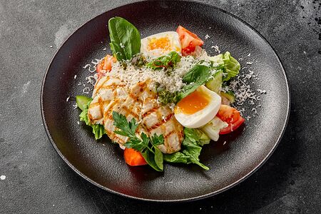 Цезарь с цыпленком-гриль