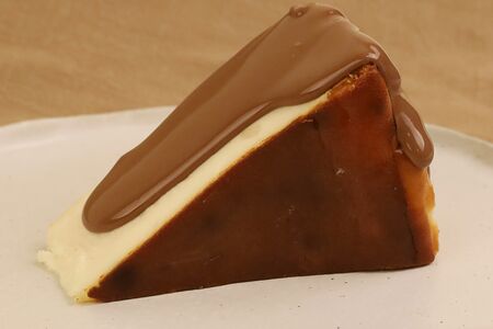 Чизкейк Сан-Себастьян (порция)