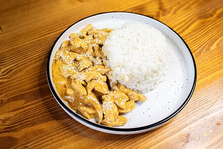 Курица карри с рисом