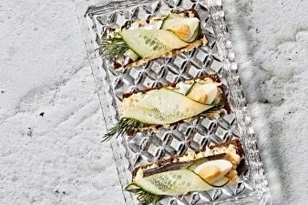 Балтийская килька на бородинском хлебе