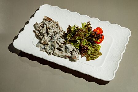 Бефстроганов из телятины с шампиньонами