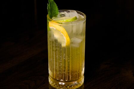 Лимонад классический фирменного приготовления