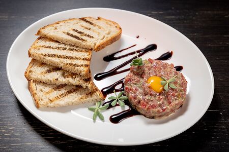 Тартар из мраморной говядины