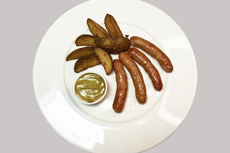 Пражская с вином и сыром колбаска