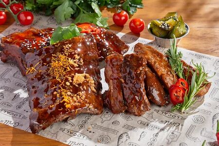 Свиные ребрышки в соусе BBQ