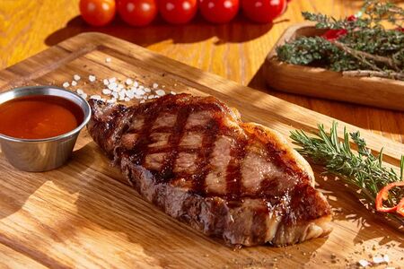 Стейк Нью-Йорк