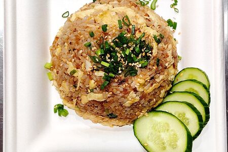 Рис жареный с яйцом 