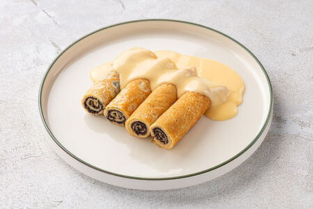 Блинчики с маком и ванильным соусом