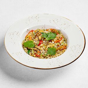 Рис с курицей в соевом соусе 280г