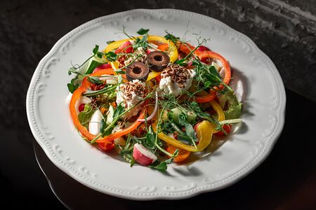 Салат Деревенский из свежих овощей