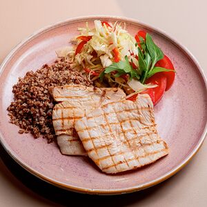 Индейка, жаренная на гриле