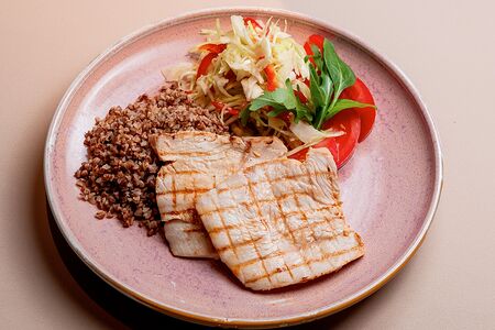 Индейка, жаренная на гриле