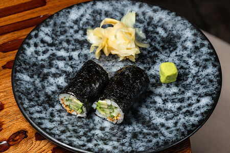 Авокадо, огурец, ореховый вафу