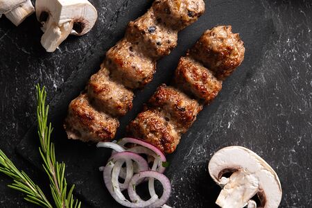Люля-кебаб из курицы с грибами