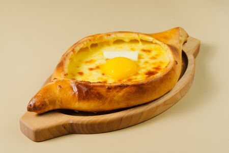 Хачапури по-аджарски