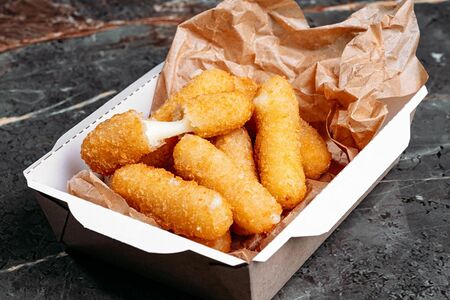 Сырные палочки