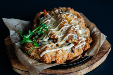 Шницель куриный с картофельными дольками