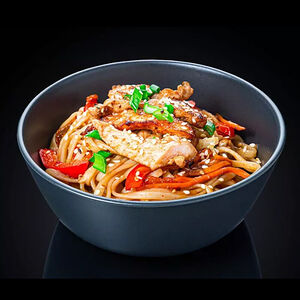 Удон с курицей