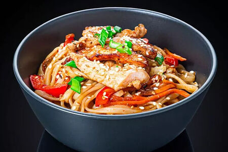 Удон с курицей