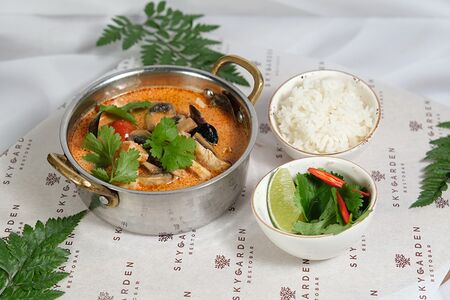 Том Ям с морепродуктами