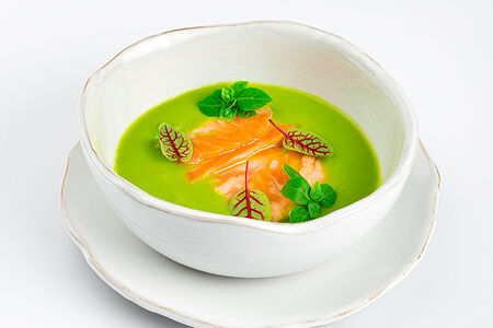 Крем-суп из брокколи с лососем