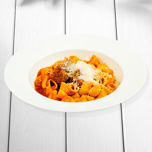 Паста Ригатони с говядиной