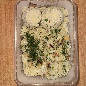 Макароны в сливочном масле с тефтелями 