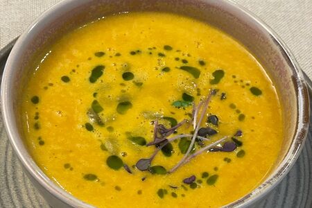 Крем-суп из тыквы с крабом