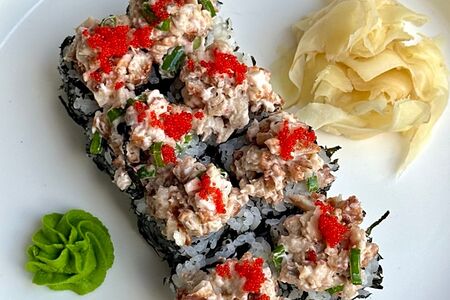 Ролл с угрём и перцем