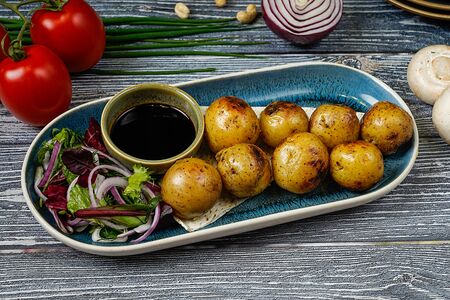 Картофель на мангале