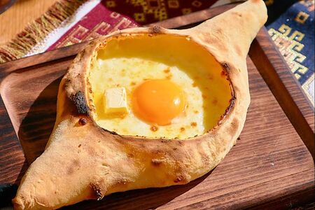 Хачапури по-аджарски
