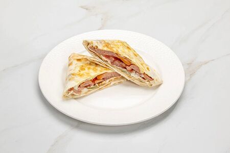 Ролл Охотник в лаваше