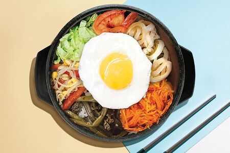 Бибимбап с морепродуктами