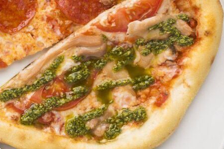 Пицца Чикен Песто