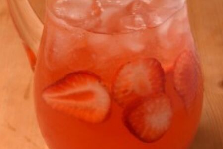 Лимонад клубничный 