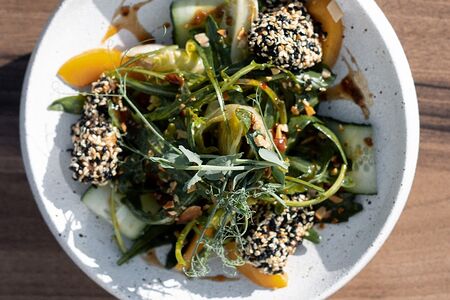 Салат с тунцом