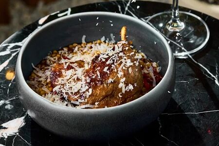 Томлёная утиная ножка