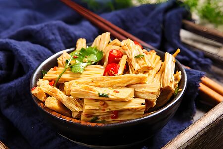 C5 Салат из спаржи 