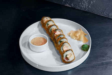 Горячий ролл Цезарь с курицей