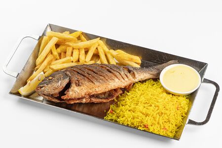 Дорадо на гриле