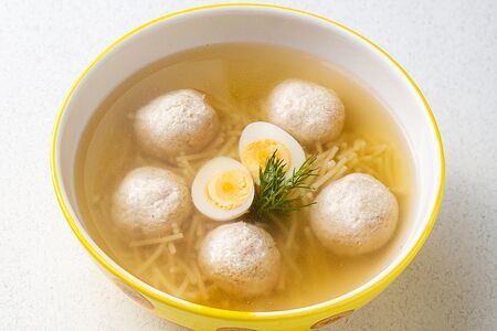 Куриный суп с фрикадельками 