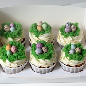 Капкейки на Пасху Подарок ассорти  