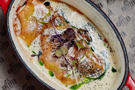 Лазанья с рваной свининой