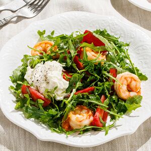 Салат с рукколой и креветками